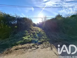 Terrain à bâtir à Quettehou (50630)
