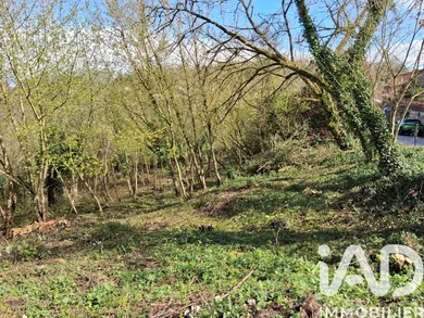 Building plot in Saint-Gobain (02410)