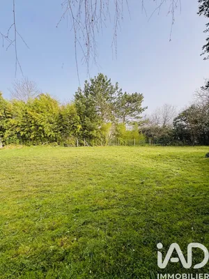 Terrain à bâtir à Saillans (33141)