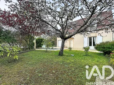 House in Rambouillet (78120)
