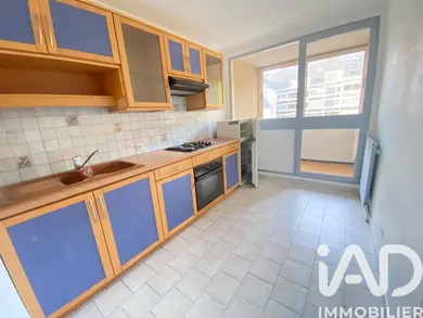 Apartment in Le Mans (72000)