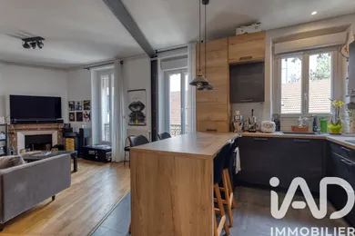 Apartment in Grenoble (38000)