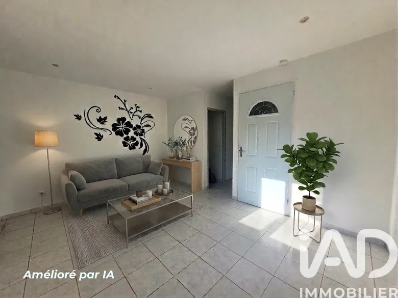 Appartement 3 pièces 47 m² · à Saint-Maximin-la-Sainte-Baume · 46,9 m² · 130 000 €