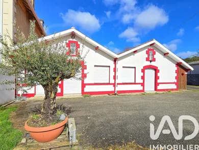 House in Salles (33770)