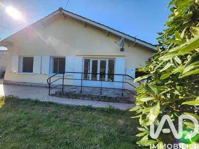 House in Saint-Vivien-de-Médoc (33590)