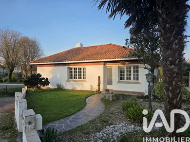 Maison à Coëx (85220)