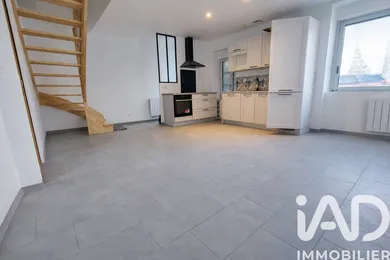 Townhouse in Messas (45190)