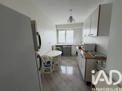 Apartment in Viry-Châtillon (91170)