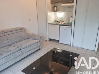 Apartment in Dammarie-lès-Lys (77190)