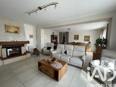 House in Coutras (33230)