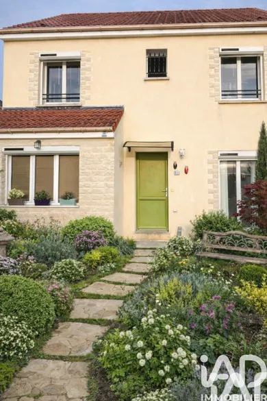 Maison traditionnelle à Brétigny-sur-Orge (91220)