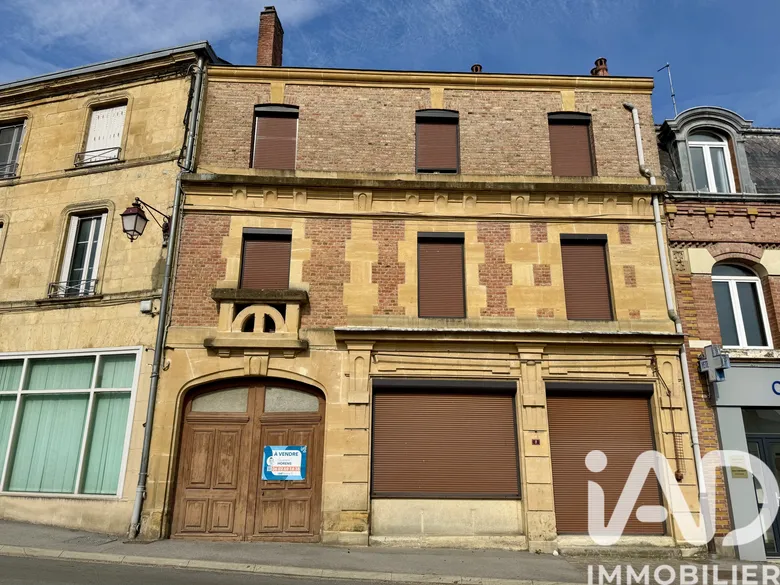 Maison 14 pièces 300 m² · à Grandpré · 300 m² · 70 000 €