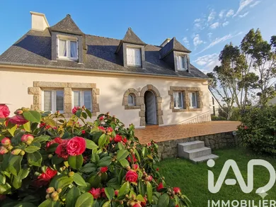 Traditional house in La Roche-Jaudy (22450)