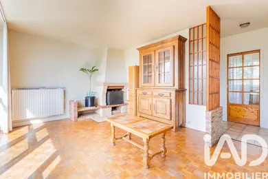 Apartment in Morangis (91420)