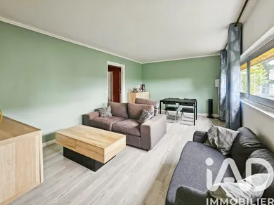 Apartment in Yerres (91330)