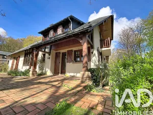 Maison d'architecte à Port-Jérôme-sur-Seine (76330)