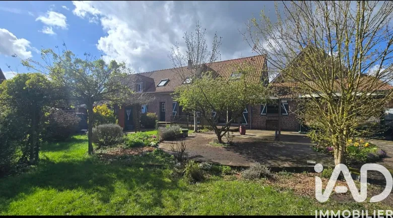 Maison 5 pièces 172 m² · à Lestrem · 172 m² · 410 000 €