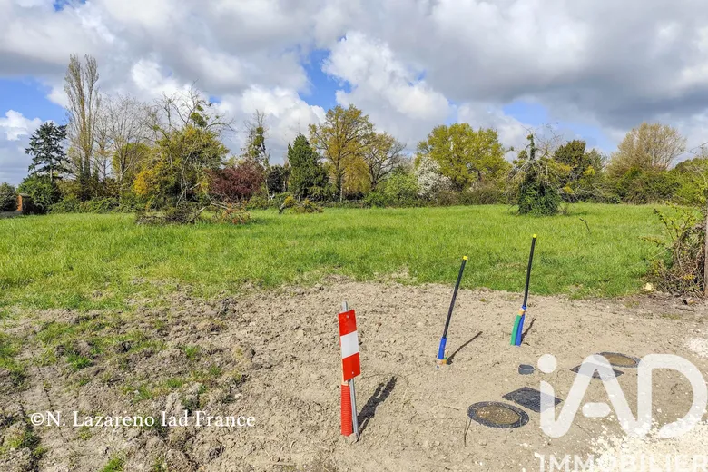 Terrain 1064 m² · à Chilleurs-aux-Bois · 59 750 €