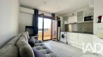 Apartment in La Londe-les-Maures (83250)