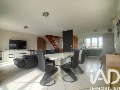 Pavillon à Loffre (59182)