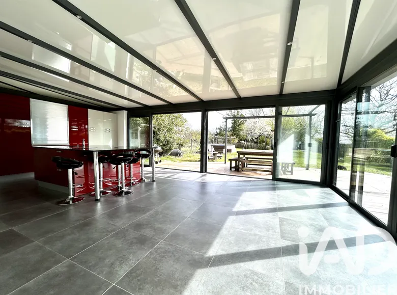 Maison 7 pièces 170 m² · à Rochecorbon · 170 m² · 305 000 €