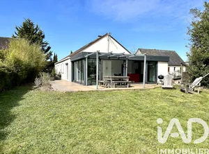 House in Rochecorbon (37210)