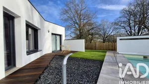 Maison d'architecte à Plescop (56890)