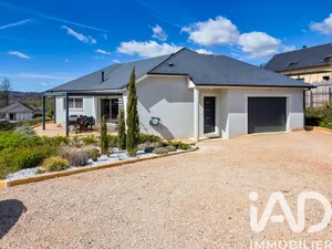 Pavillon à Saint-Laurent-d'Olt (12560)