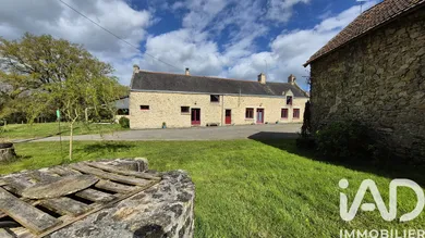 Longère à Theix-Noyalo (56450)