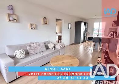 Apartment in Saint-Cyprien (42160)
