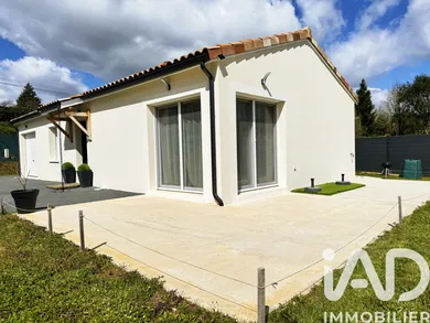Detached house in Sainte-Nathalène (24200)