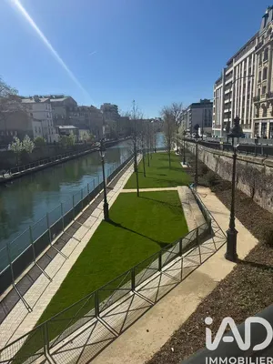 Apartment in Paris (75010)