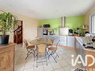 House in La Crique (76850)