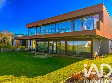 Architectural house in Paimpol (22500)