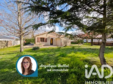 Traditional house in Assieu (38150)