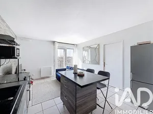 Appartement à Noisy-le-Grand (93160)