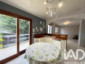 House in Bondy (93140)