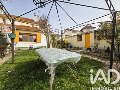 House in Saint-André-les-Vergers (10120)
