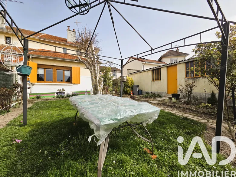 Maison 3 pièces 73 m² · à Saint-André-les-Vergers · 73 m² · 57 000 €