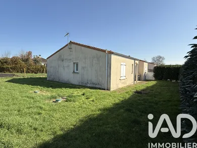 House in Fors (79230)