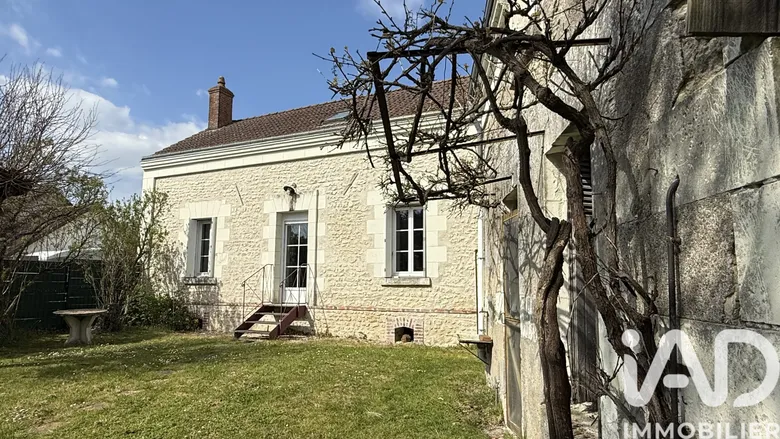Maison 7 pièces 140 m² · à Épeigné-les-Bois · 140 m² · 220 000 €