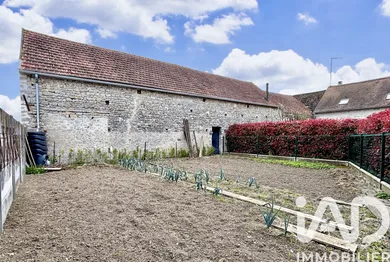Barn in Beaumont-du-Gâtinais (77890)