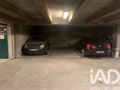 Parking in Paris (75013)