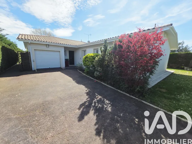 Maison 6 pièces 145 m² · à Pessac · 145 m² · 670 000 €
