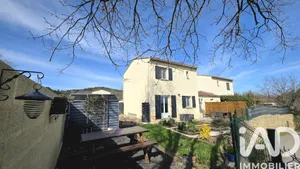 Maison à Saint-Julien-de-Peyrolas (30760)