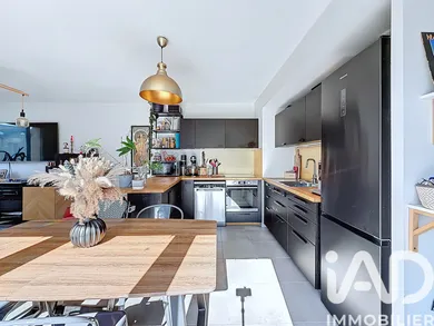 Apartment in Saint-Martin-d'Hères (38400)