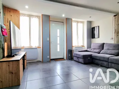 Townhouse in Janville (28310)
