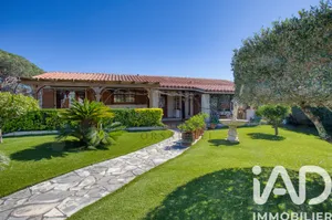 Maison à Fréjus (83600)