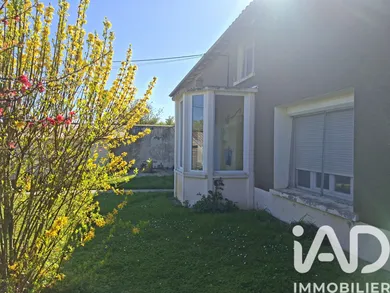 Maison de campagne à Vouneuil-sous-Biard (86580)