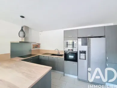 House in Villenave-d'Ornon (33140)